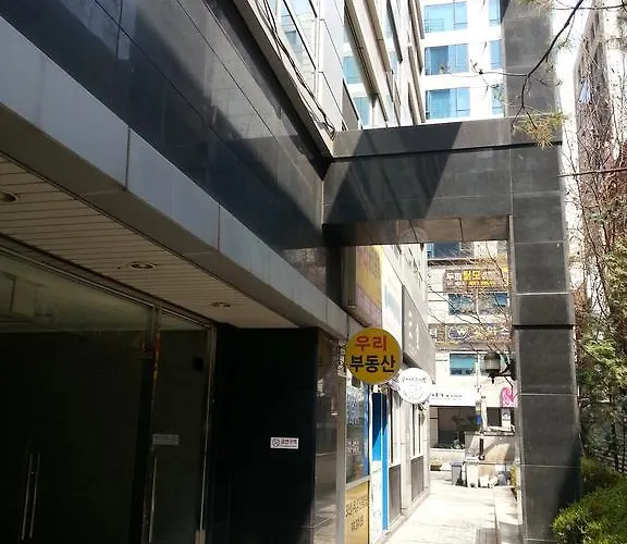 위브 하우스